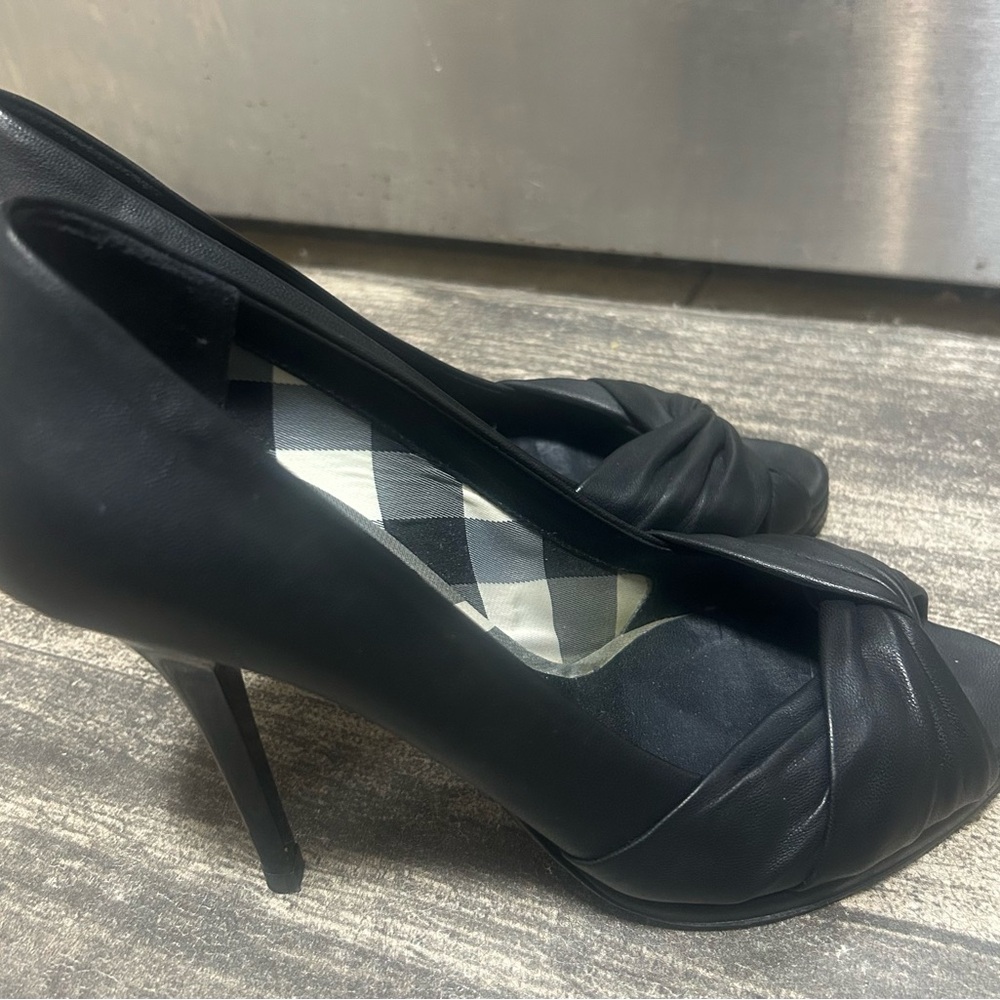 Burberry Black Leather Heels - Picture 9 of 13
